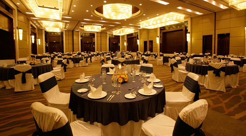 THE BANKET  HALL 